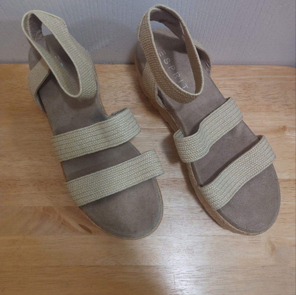 Women's Espirit "Allison" Sandals Size 9 Platform Ankle Straps